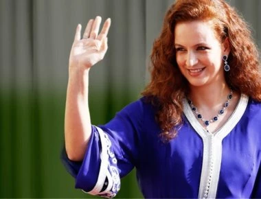 Η βασίλισσα του Μαρόκου για ψώνια στην Πάτρα (φωτό)